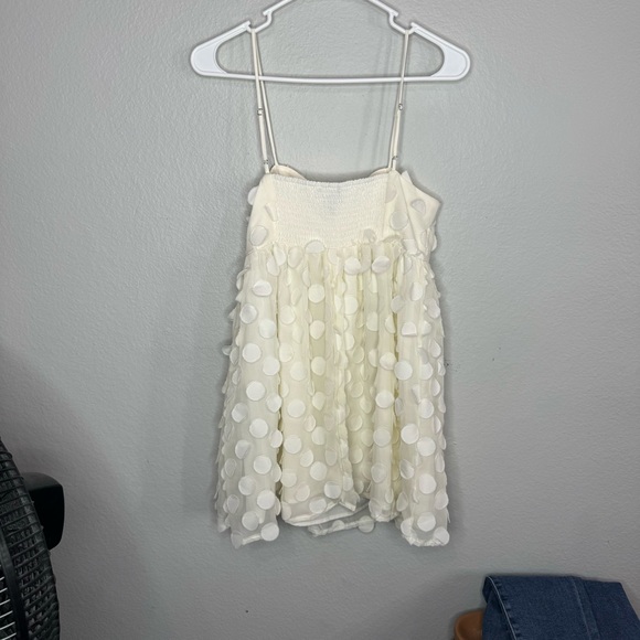 Forever 21 Textured Polka Dot Mini Dress Cream Color Size Small - Picture 4 of 4